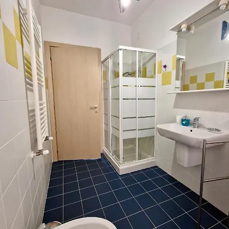 Apartament La Chiostrina By Tramonti LʼAquila