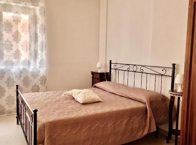 La Chiostrina By Tramonti * LʼAquila